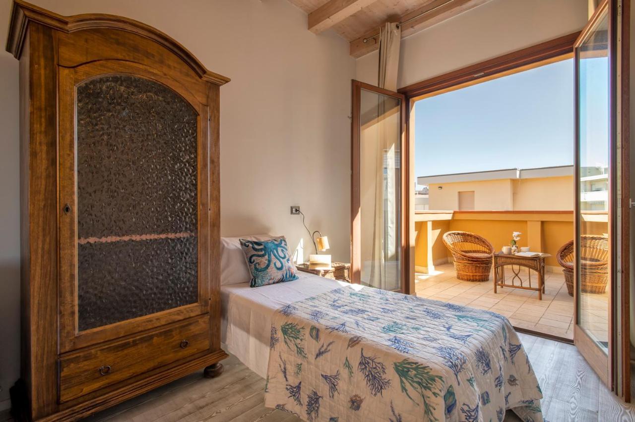 Lungomare Garibaldi - Attico A Due Passi Dal Mare Apartment Alghero Bagian luar foto