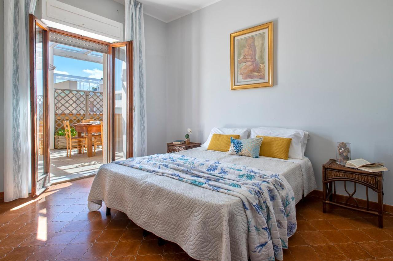 Lungomare Garibaldi - Attico A Due Passi Dal Mare Apartment Alghero Bagian luar foto