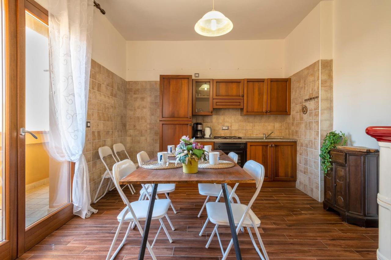 Lungomare Garibaldi - Attico A Due Passi Dal Mare Apartment Alghero Bagian luar foto